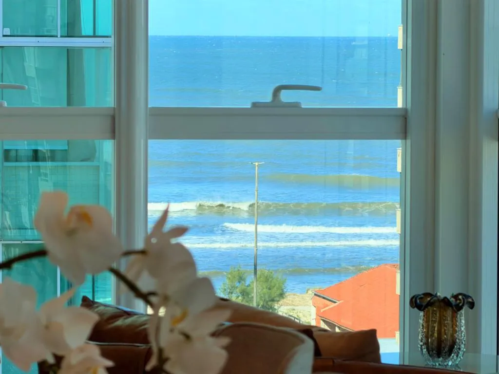 Imagem Apartamento 4 Dormitórios - Bairro Navegantes