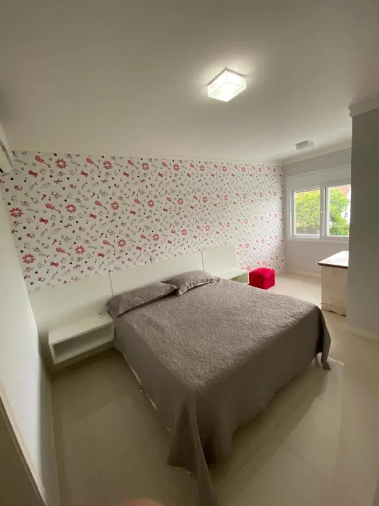 Imagem Casa em Condominio 5 Dormitórios - Bairro Atlantida
