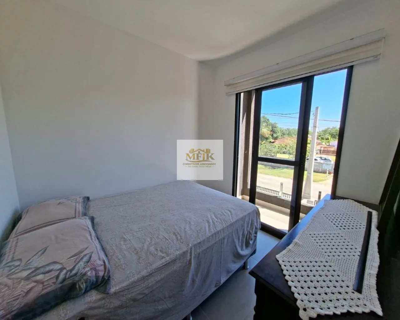 Imagem Casa com 3 quartos à venda em Pontal do Sul