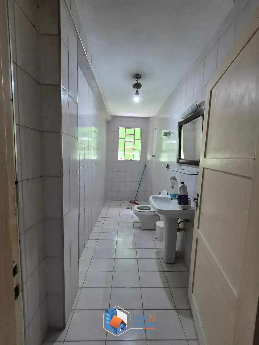 Imagem Sobrado para venda em Jardim Odete com 3 quartos, 140m²