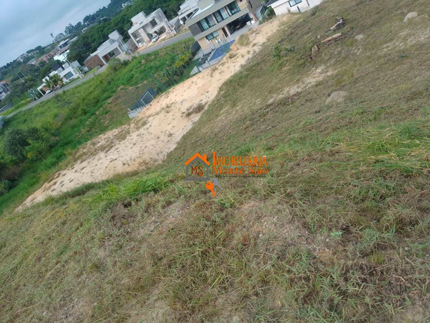 Imagem Terreno à venda, 953 m² por R$ 425.000,00 - Ouro Fino - Santa Isabel/SP