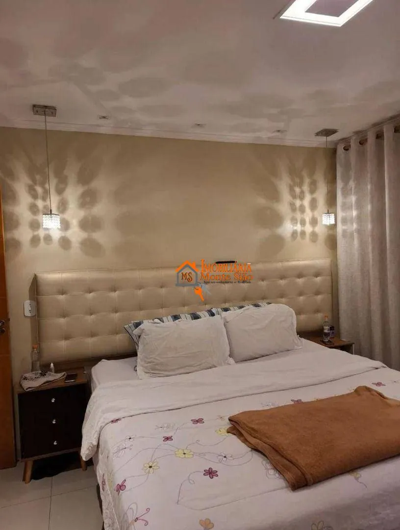 Imagem Sobrado com 3 dormitórios à venda, 210 m² por R$ 795.000,00 - Jardim Adriana - Guarulhos/SP