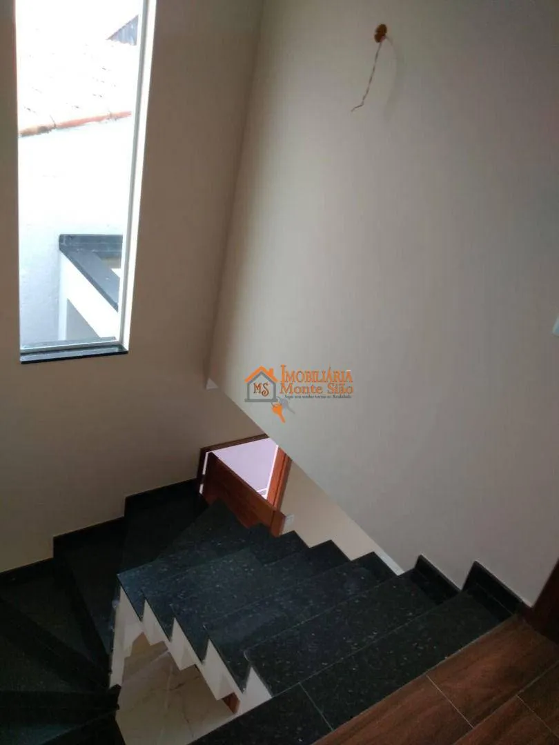 Imagem Sobrado com 3 dormitórios à venda, 110 m² por R$ 725.000,00 - Jardim Santa Cecília - Guarulhos/SP