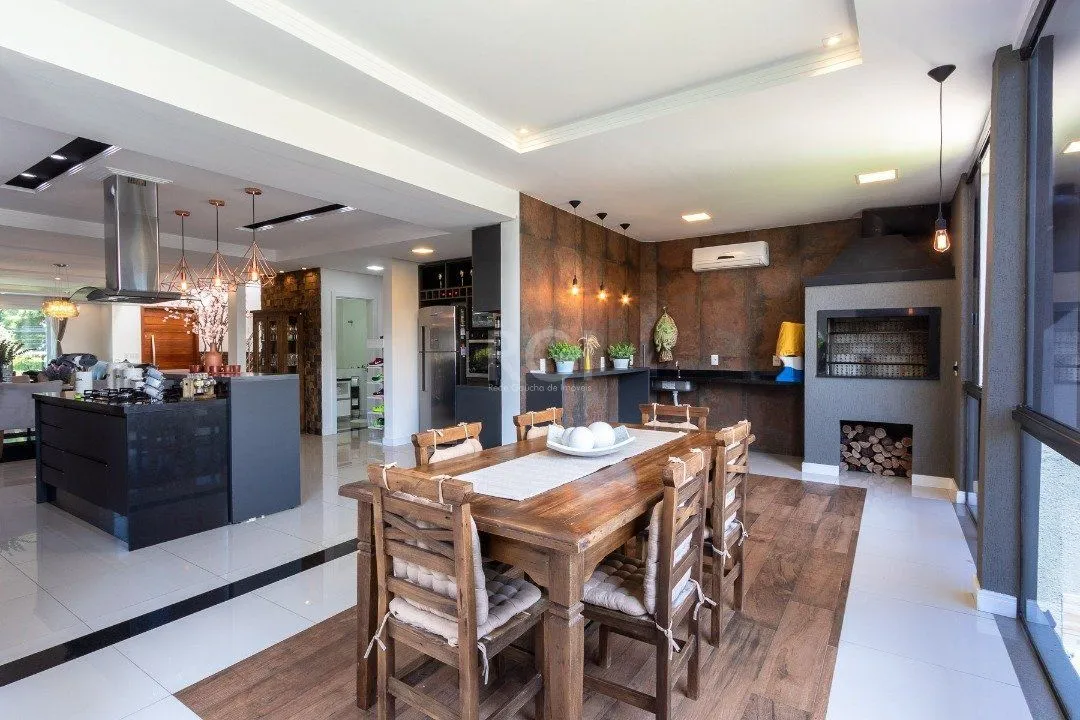 Imagem Casa para Venda - 420m², 3 dormitórios, sendo 3 suites, 8 vagas - Ipanema