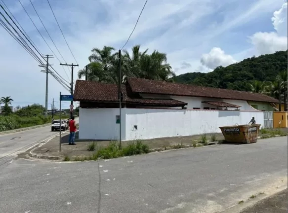 Imagem Excelente casa à venda na Cidade da Criança Praia Grande!!!