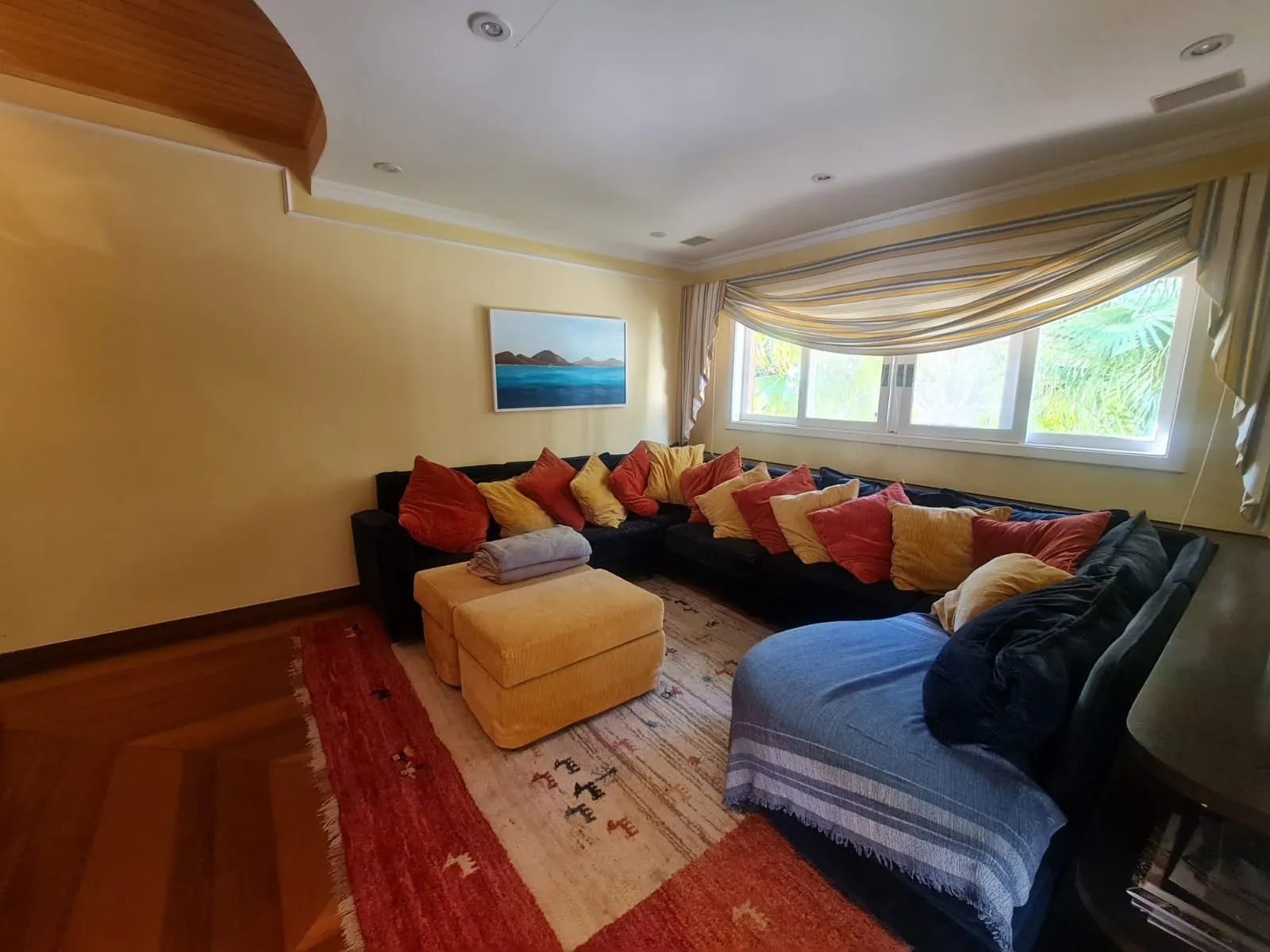 Imagem Casa em condomínio à venda no Alphaville 1 com 4 suítes, 665m².