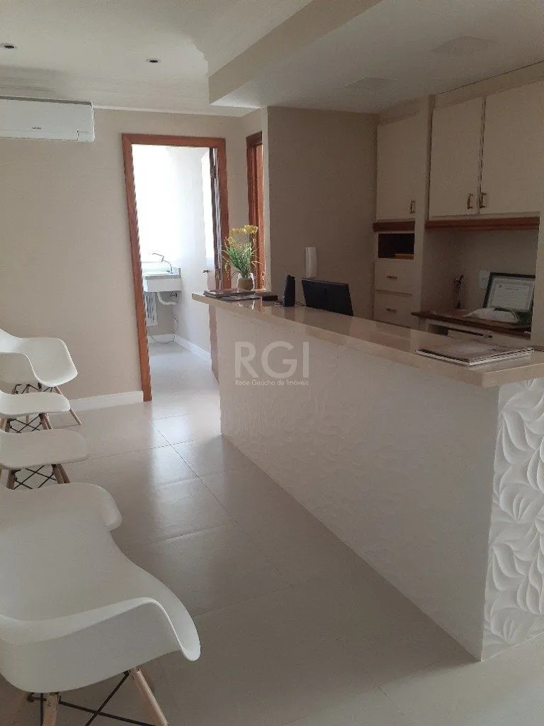 Imagem Conjunto/Sala para Venda - 104.28m², 0 dormitórios, 2 vagas - Menino Deus