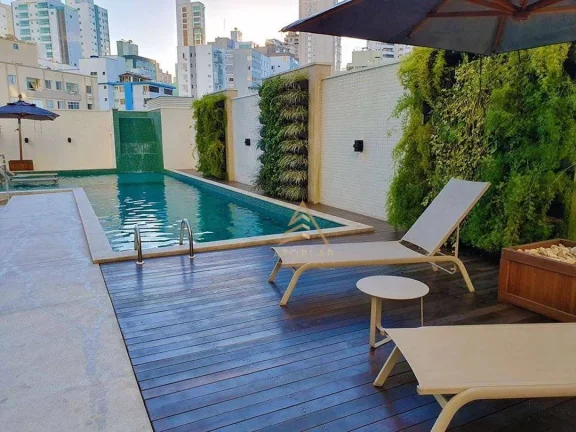 Imagem Apartamento com 3 dormitórios à venda, 145 m² por R$ 3.300.000,00 - Centro - Balneário Camboriú/SC