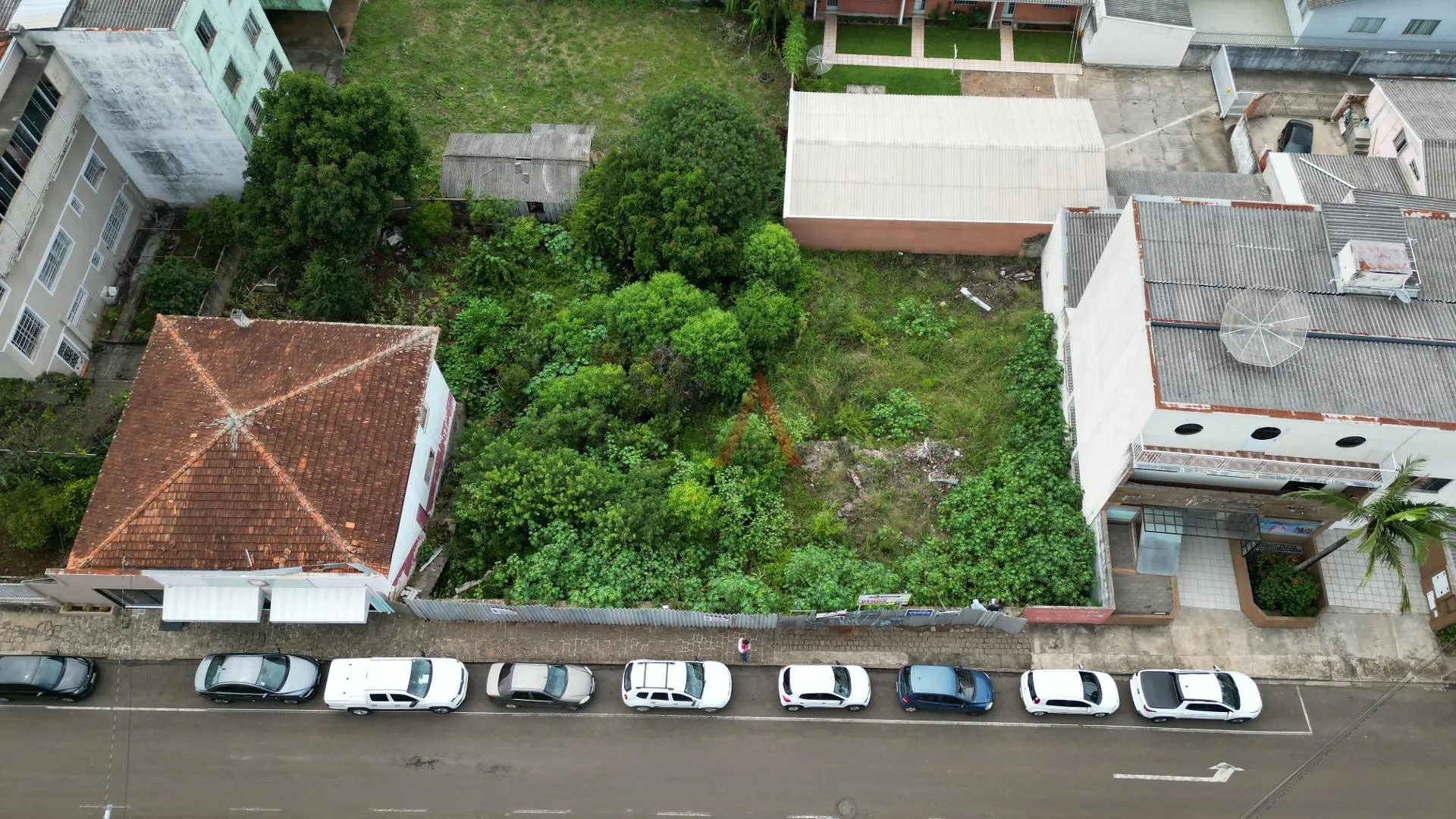 Imagem Excelente terreno à venda no Centro da cidade de Guarapuava PR