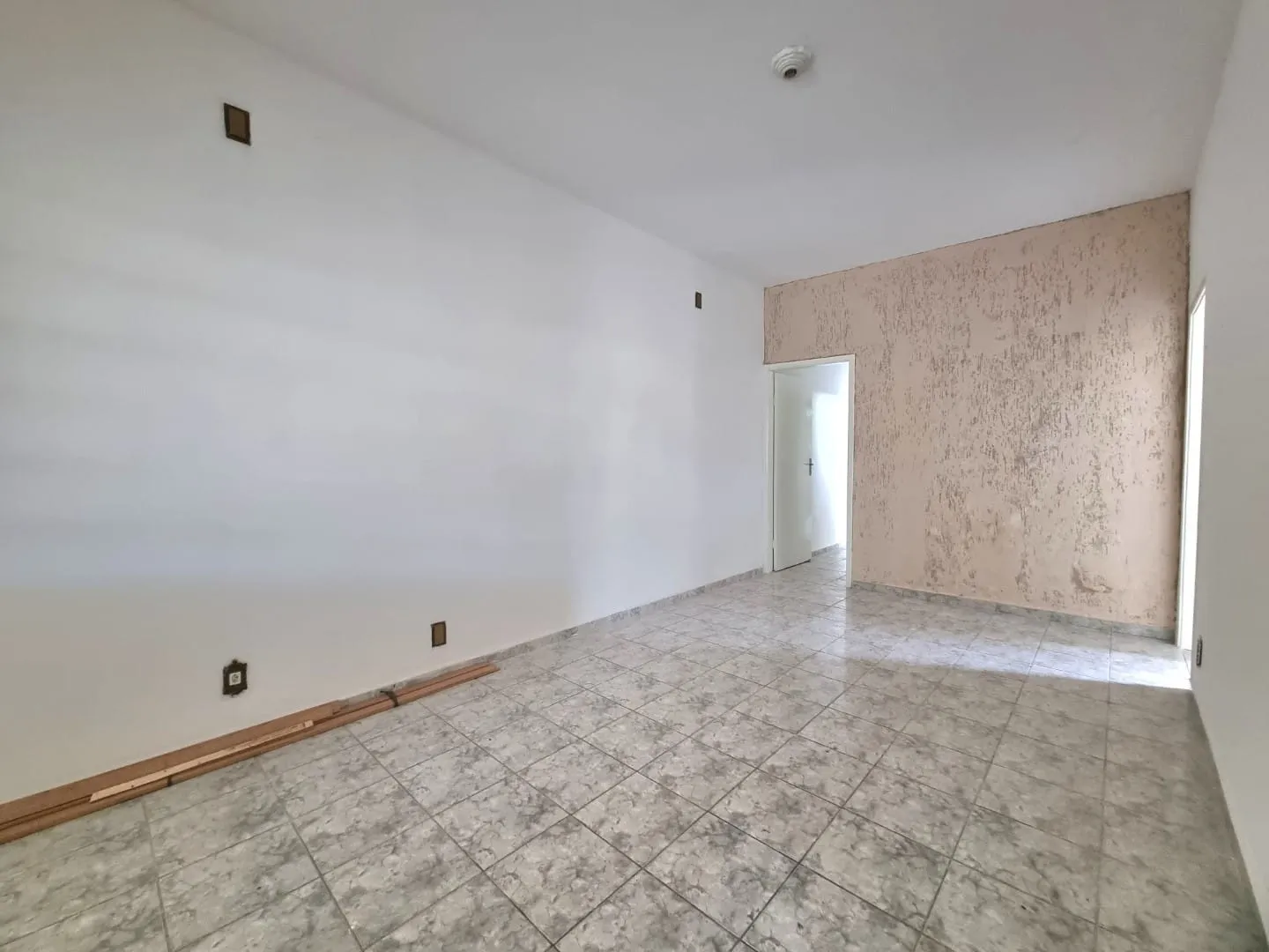 Imagem Casa à venda 4 Quartos, 1 Suite, 3 Vagas, 217.5M², Chácara Galega, Pindamonhangaba - SP