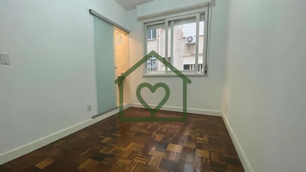 Imagem Apartamento de 2 dormitórios no Centro Histórico! Excelente apartamento, em prédio tradicional, a...