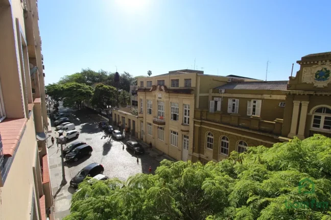 Imagem Apto de 4 dorm. para venda, ao lado do Gasômetro, Bairro Centro Histórico, Porto Alegre/RS.