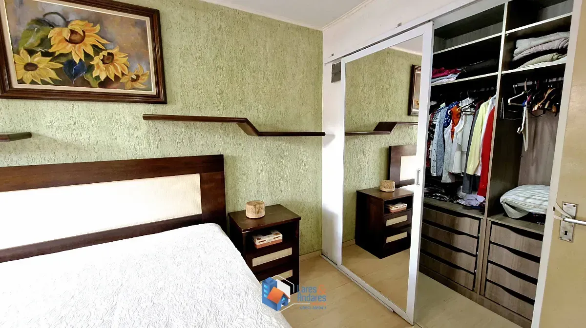 Imagem Sobrado para venda em Jardim Santo Amaro com 3 quartos, sendo 1 suíte, 147m²