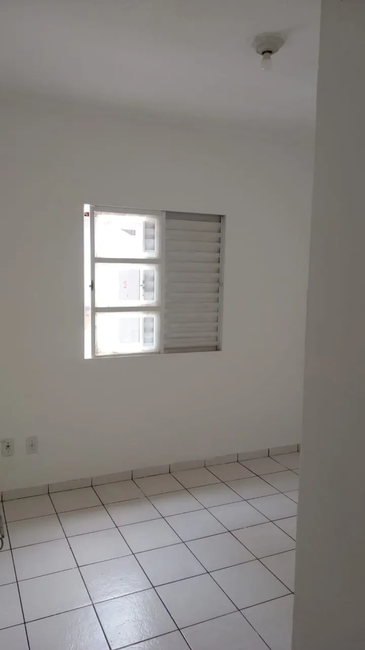 Imagem Casa Terrea de 128m² construídos Localizada no Condomínio Village Colinas do Sol!