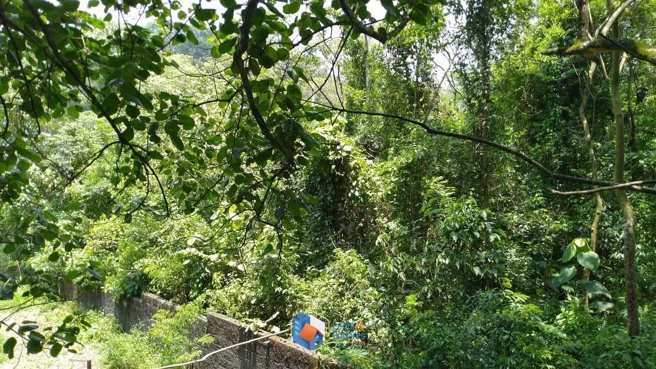 Imagem Terreno à venda, 550m², 525m² e 487,50m² - 3 lotes de 1562m² no total - Vendidos juntos, lote cercado com acesso rua terra. Mantiqueira, Mairiporã.