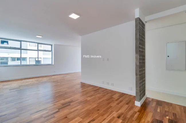 Imagem Imperdível oportunidade de compra: Apartamento de 3 quartos com suite e 176m² em Santa Cecília, São Paulo-SP