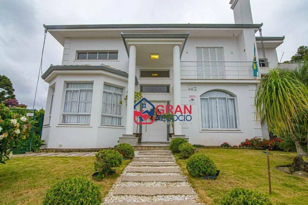 Foto do imóvel Casa de Alto Padrão à Venda - Santa Felicidade - Curitiba