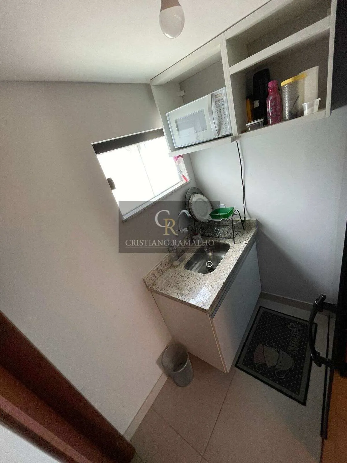 Imagem Sala comercial à venda em Cabo Frio, Portinho, 43,97m2