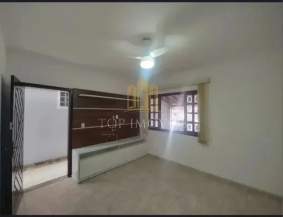Imagem Oportunidade no Jardim Sul – Casa Térrea com Espaço, Conforto e Estilo! Se você busca praticidade, conforto e um ótimo espaço para viver bem, esta casa é perfeita para você!