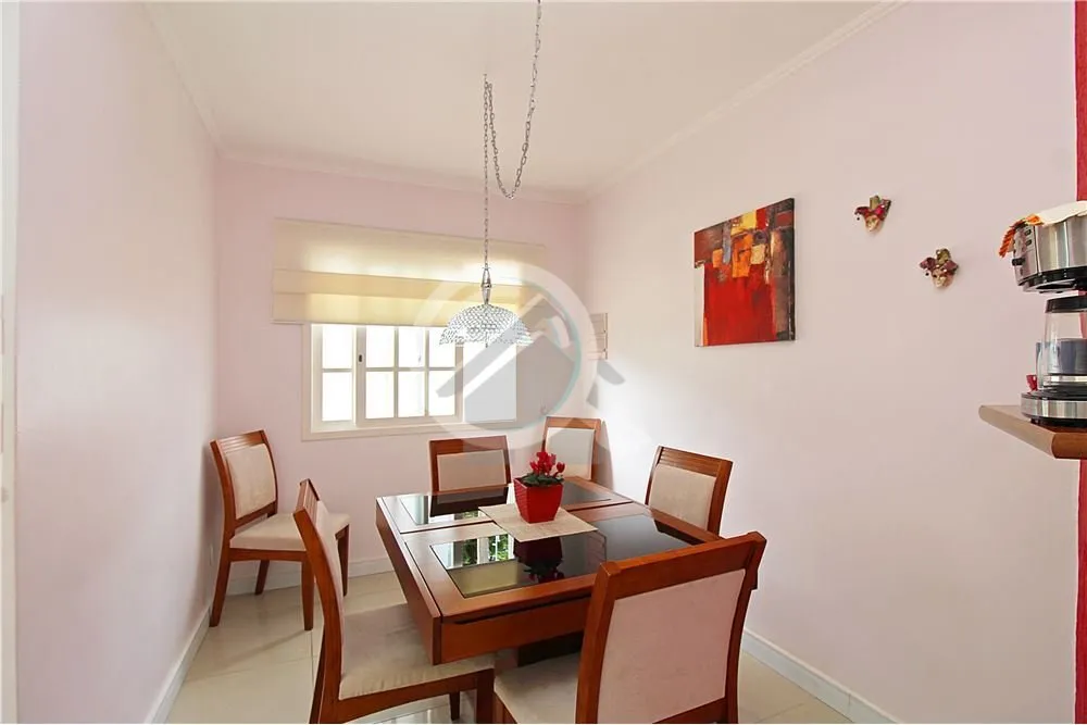 Imagem Maravilhosa casa de 02 dormitórios, um sacadão elegante em vidro blindex, com um toque especial de...