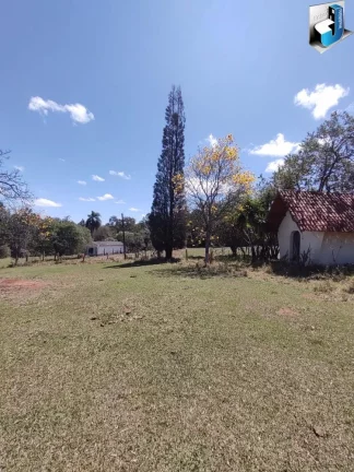 Imagem Sítio 18,5 ALQUEIRES a venda na estrada municipal de Tatuí/SP.