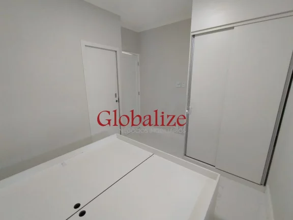 Imagem APARTAMENTO À VENDA DE 2 DORMITÓRIOS, 2 SUÍTES E VAGA DE GARAGEM NO BAIRRO DO BOQUEIRÃO EM SANTOS POR R$ 860.000,00.