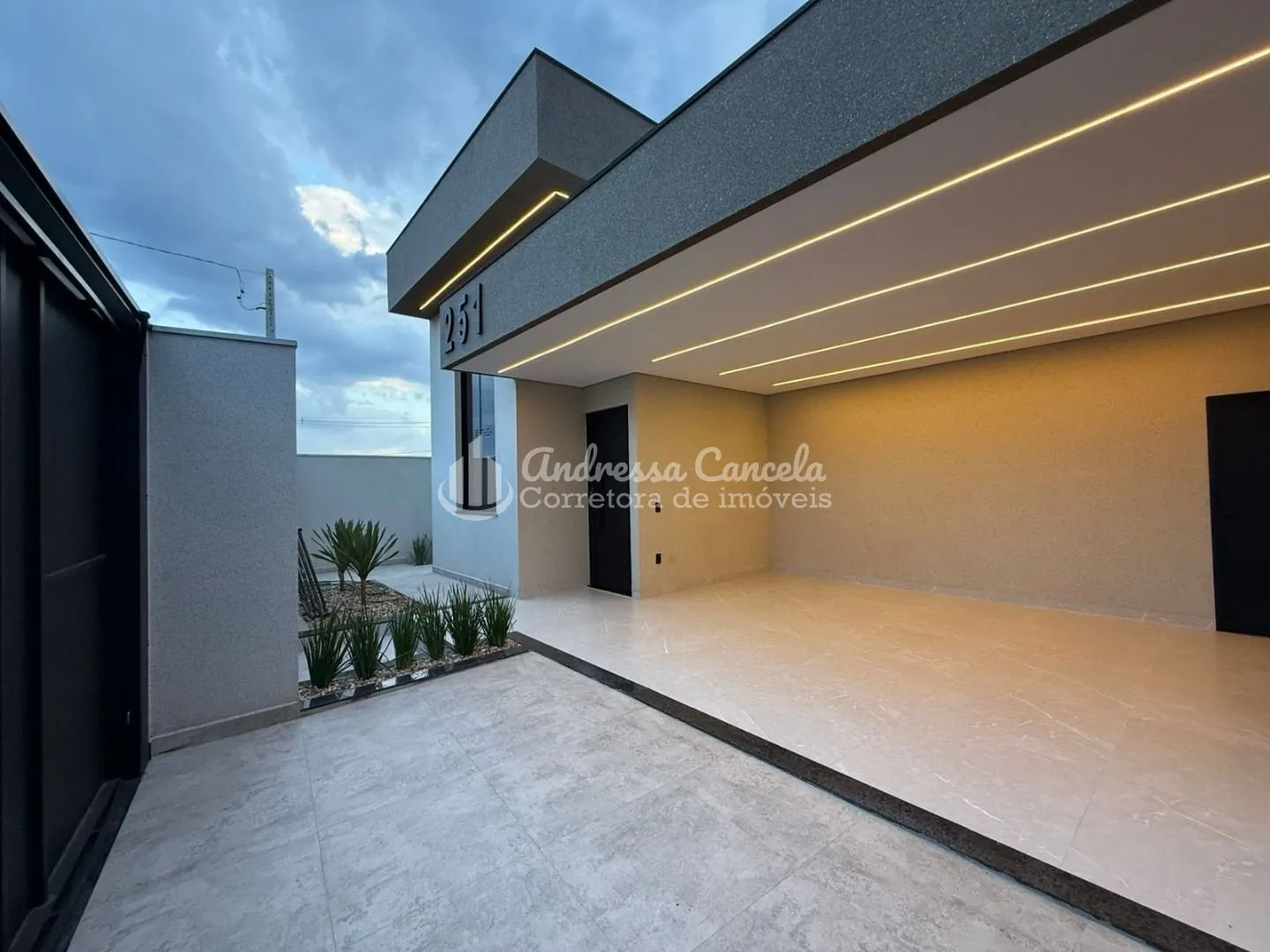 Imagem Casa com 3 dormitórios à venda, 137 m² por R$ 750.000,00 - Avenida Parque - Bady Bassitt/SP