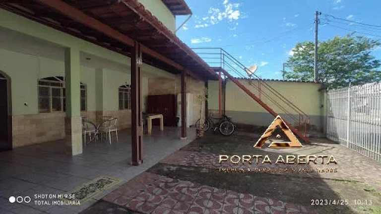Imagem Casa 4 quartos Amaro Lanari