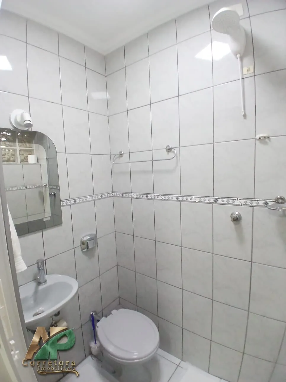 Imagem Oportunidade na Vila Rica SP: Casa Ampla com 4 Dorms (2 Suítes) por R$ 590 Mil!