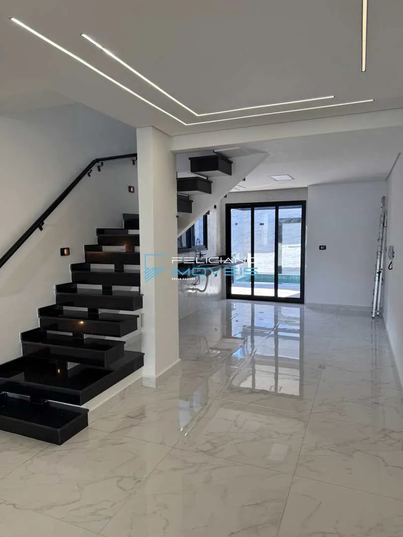 Imagem Casa com 4 quartos, Boqueirão, Praia Grande - R$ 1.45 mi, Cod: 7002