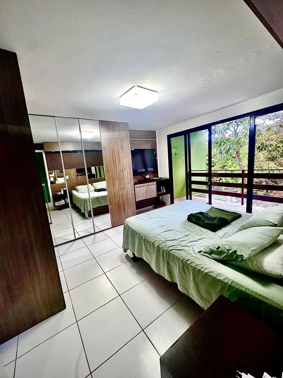Imagem Casa de Condomínio com 4 Quartos à Venda, 179 metros em Barro Duro - Maceió