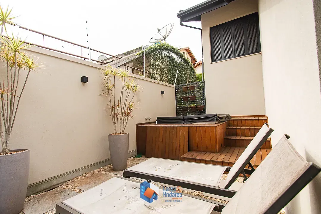Imagem Sobrado para venda em Jardim Virginia Bianca com 4 quartos, sendo 3 suítes, 312m²