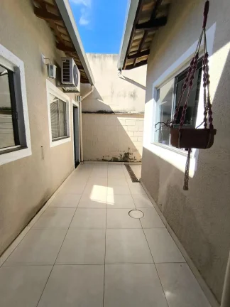 Imagem Casa 3/4 C Suite Mais Escritorio Com Area Gourmet Em Condominio Fechado