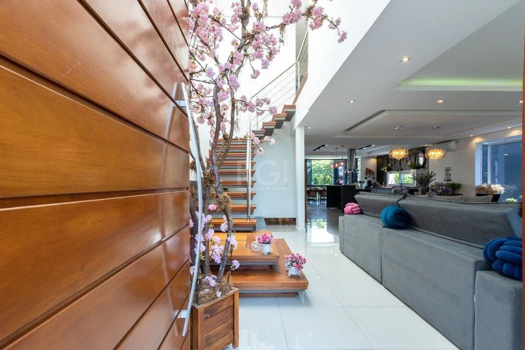 Imagem Casa para Venda - 420m², 3 dormitórios, sendo 3 suites, 8 vagas - Ipanema
