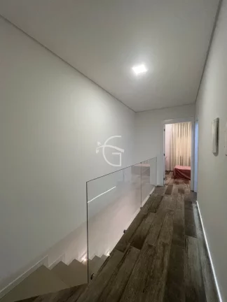 Imagem Uma casa com charme de apartamento.