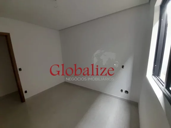 Imagem Casa Sobreposta Baixa com 3 dormitórios R$ 1.011.000,00 no bairro Embaré em Santos -SP