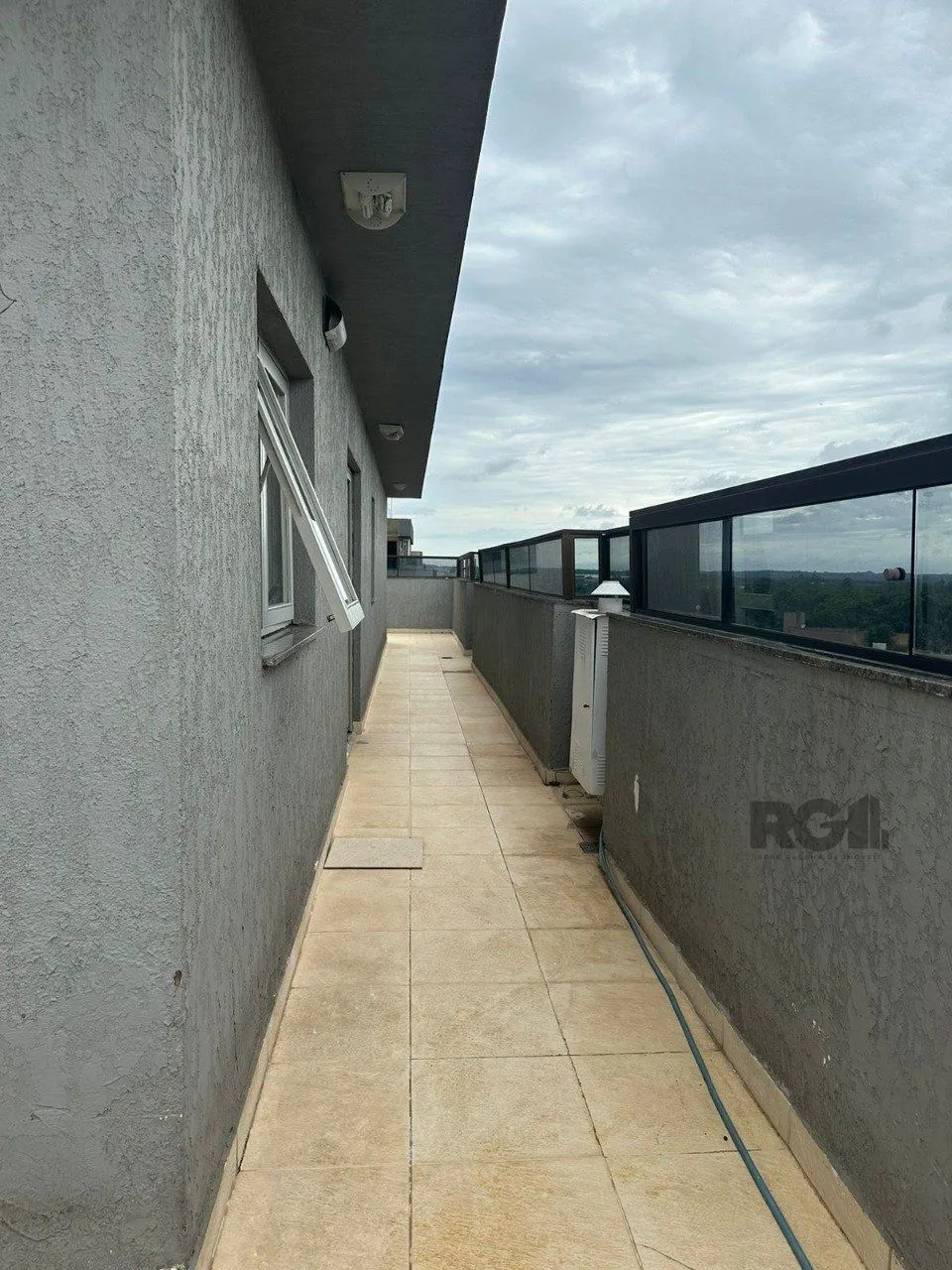 Imagem Apartamento cobertura 3 dormitórios, 1 suíte, vaga de garagem, Bairro Vila Cachoeirinha