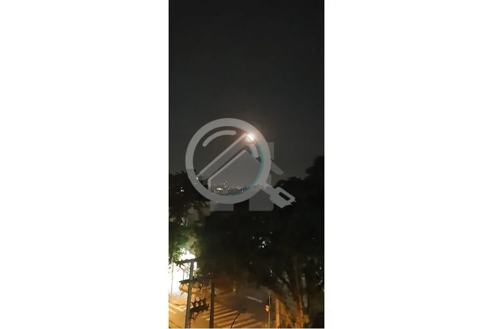 Imagem Cobertura em excelente localização no bairro Menino Deus. Peças arejadas e com ótima iluminaçã...