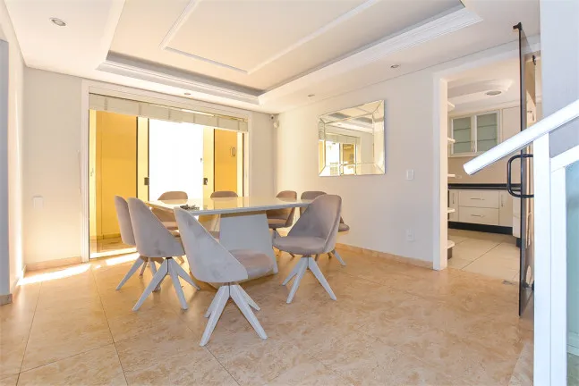 Imagem Casa com 3 Quartos à Venda, 271 m² em Jardim das Américas - Curitiba