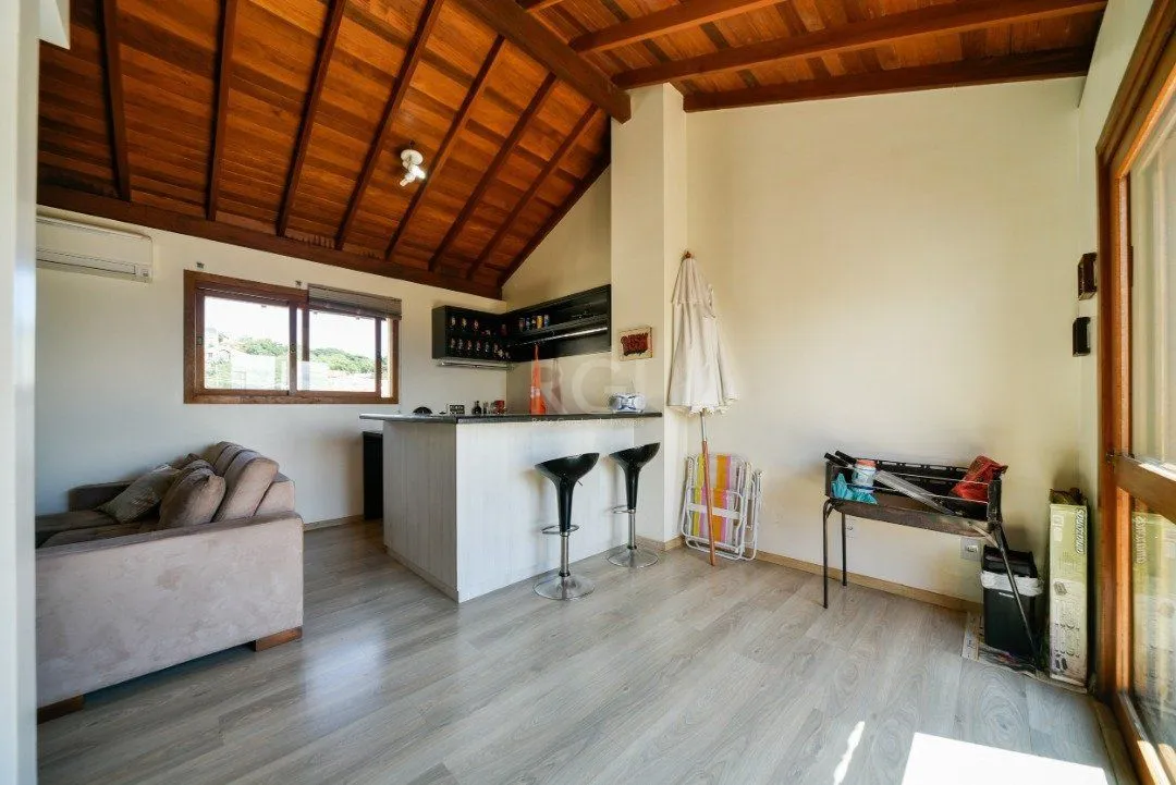 Imagem Casa Condominio para Venda - 240m², 3 dormitórios, sendo 1 suites, 3 vagas - Tristeza