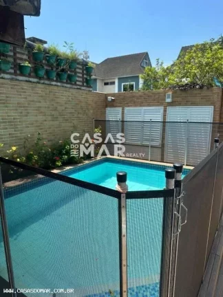 Imagem Imperdível! Casa de frente para o mar no Recreio dos Bandeirantes, Rio de Janeiro - 3 quartos, 3 suítes, 4 banheiros, 2 vagas - 250m²