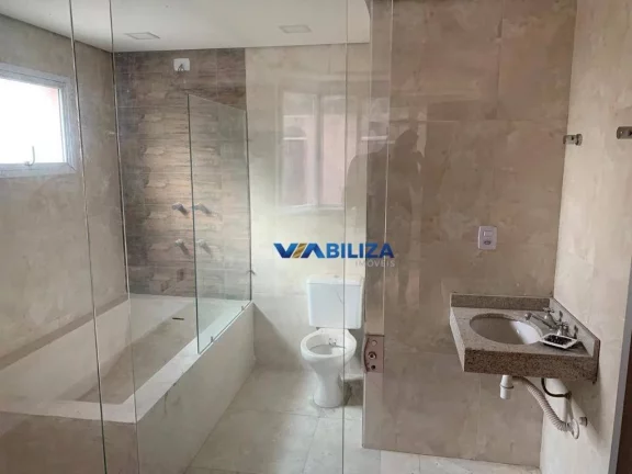 Imagem Sobrado em Condomínio Fechado com Piscina - Bosque Maia. Aceita Permuta!