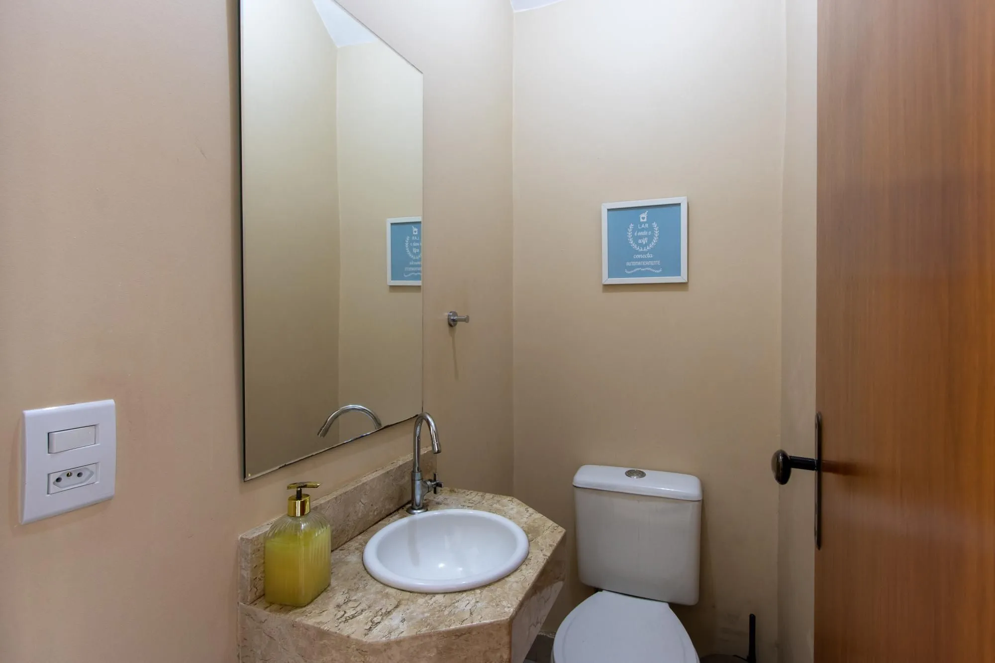 Imagem Casa em condomínio no bairro Aberta dos Morros