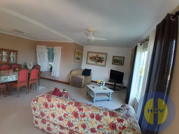 Imagem Vendo linda casa no condomínio "Itaipuaçú Ville" com uma vista incrível!