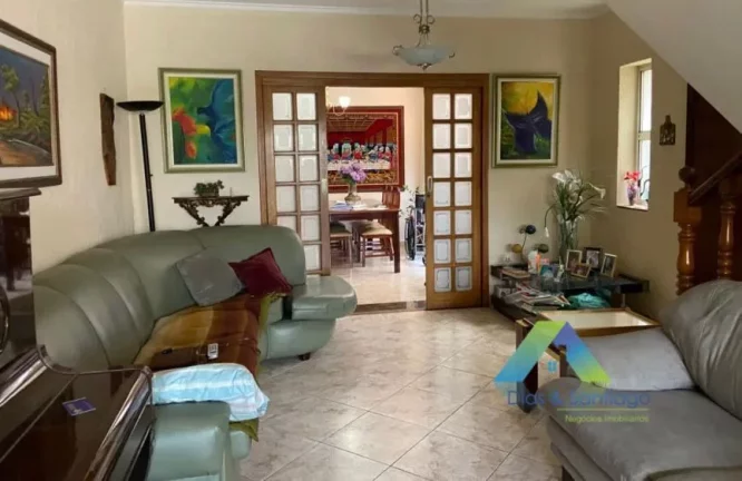 Foto do imóvel Casa com 4 Dormitórios e 4 Banheiros para locação em Ipiranga