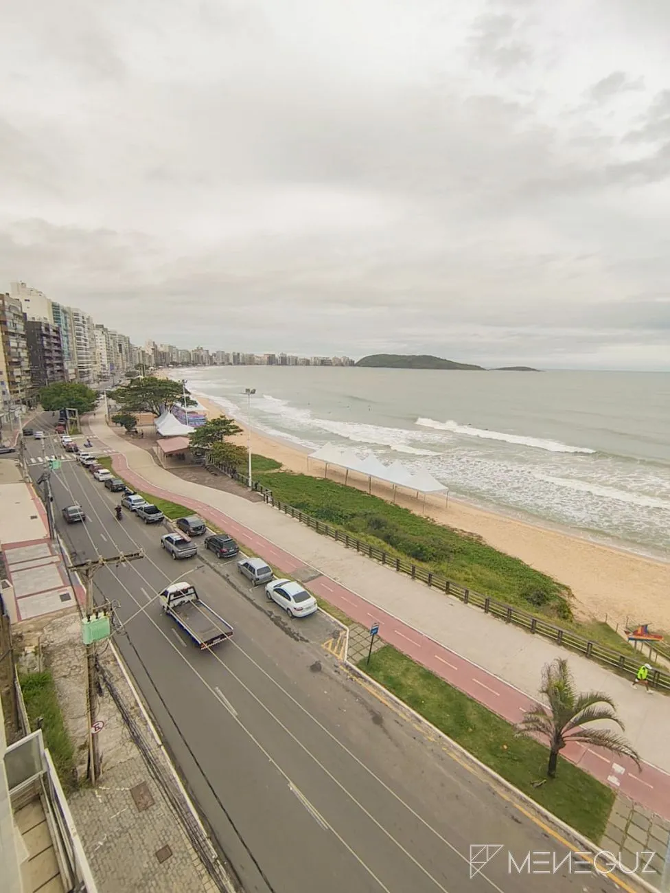 Imagem Apartamento 2 quartos a venda de frente total para o mar na Praia do Morro em OPORTUNIDADE!!