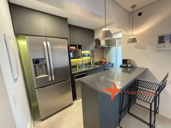 Imagem Aluguel de Apartamento semimobiliado em Pinheiros, São Paulo-SP: 2 Suítes, 1 Sala, 3 Banheiros, 2 Vagas de Garagem, 90m².