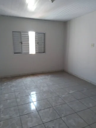 Imagem Casa com terreno 10 x 25 em avenida 2 Dormitórios e 1 Vaga