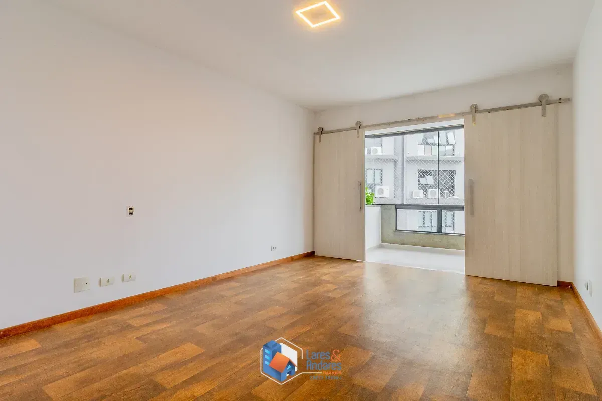 Imagem Apartamento para venda em Campo Belo com 3 quartos, sendo 1 suíte, 236m²