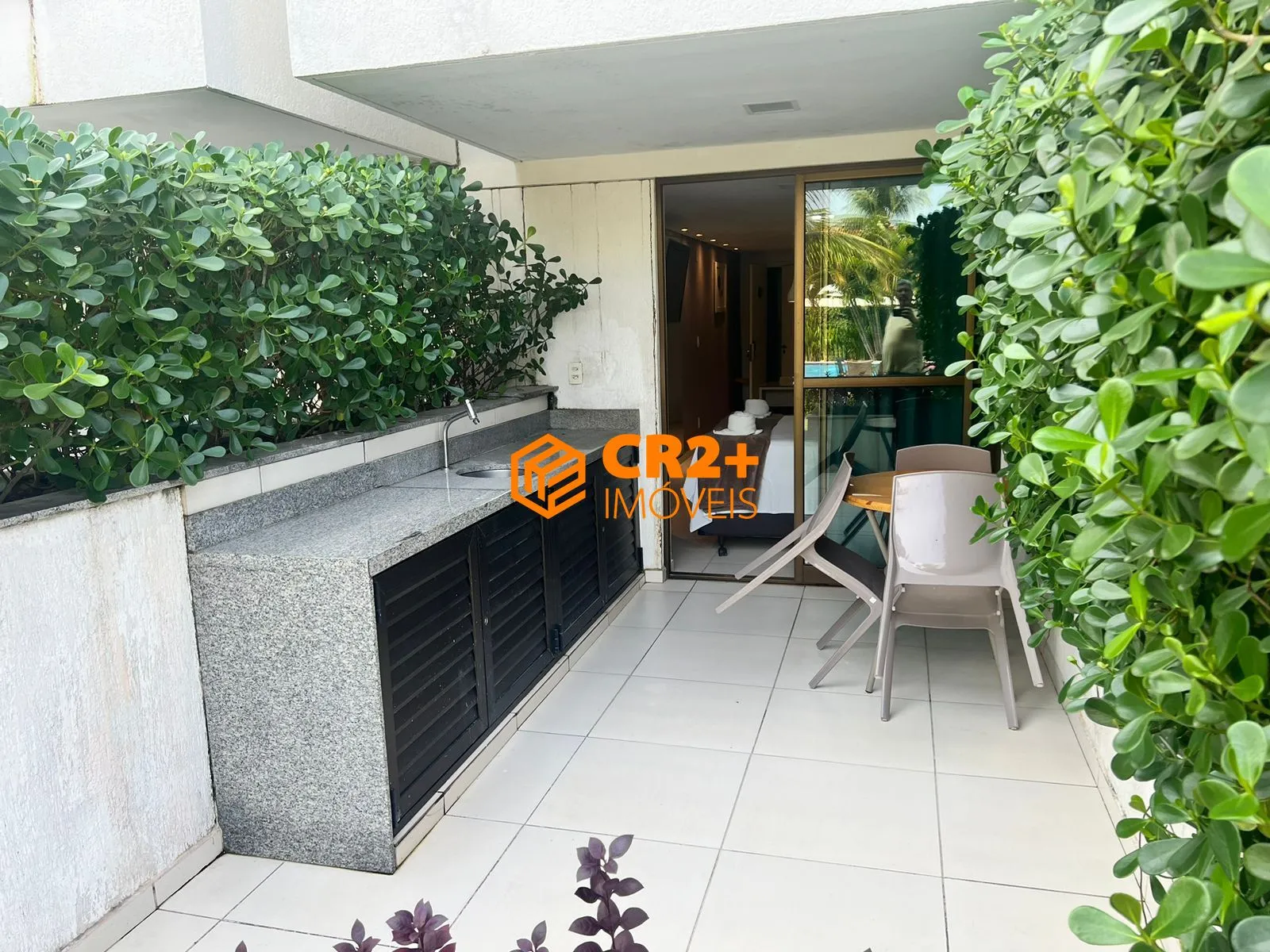 Imagem Vendo Flat 32m² em Porto de Galinhas MOBILIADO com Varanda gourmet no TÉRREO